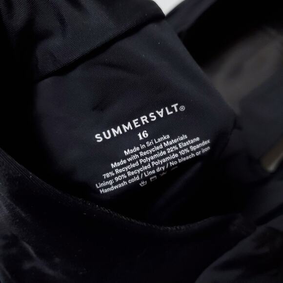 NWT SUMMERSALT Black One Piece Swimsuit The O Ring Reef - Picture 11 of 12